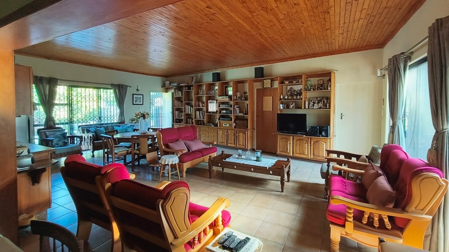 4 Bedroom Property for Sale in Oewersig North West